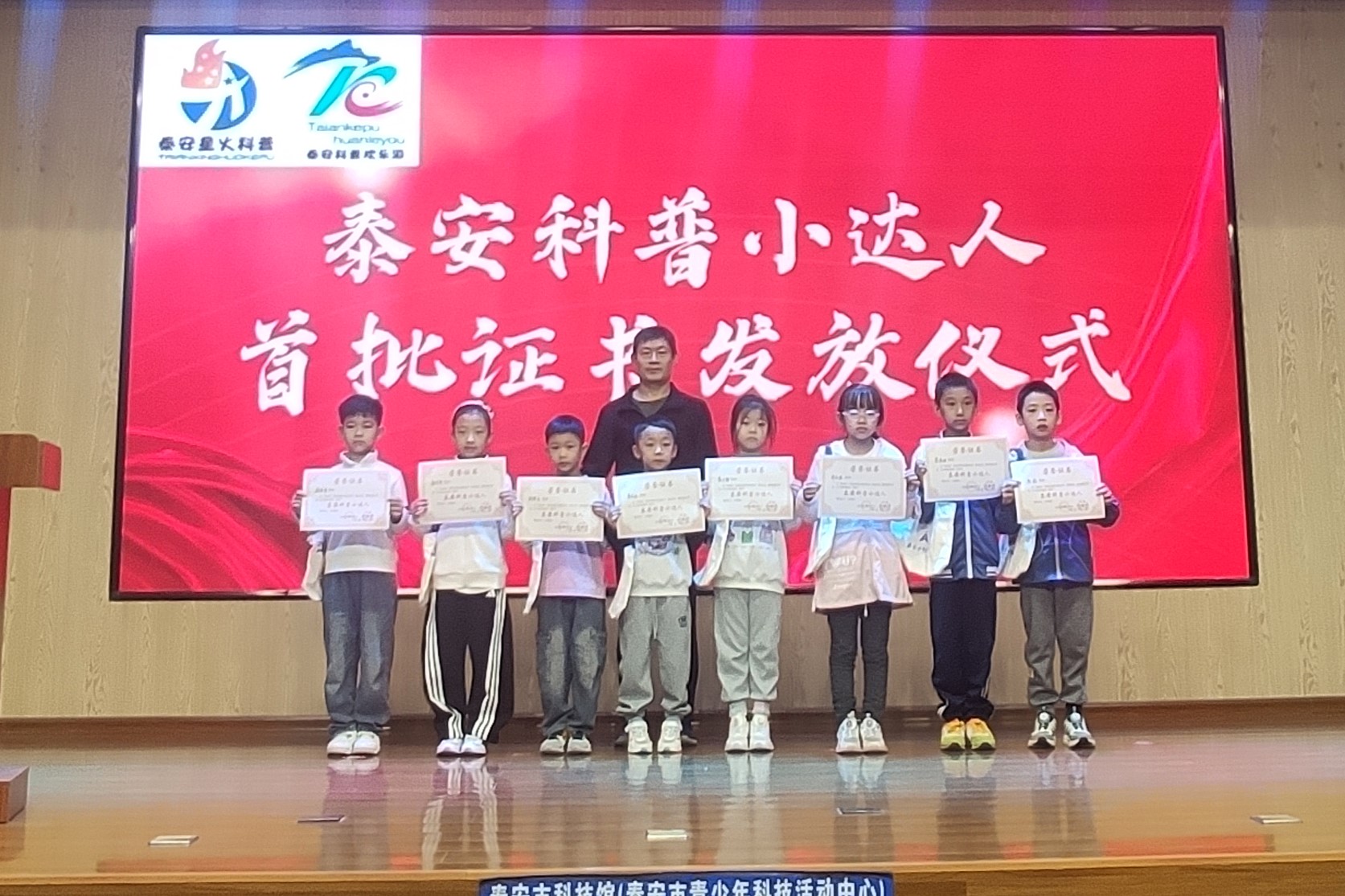 微信图片_20251008143509_381_787.jpg